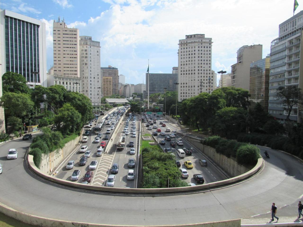 Hotel Ideal Fliper Com Estacionamento Gratis Para Carro Pequeno Altura Padrao "Internet Fibra" São Paulo Exterior foto
